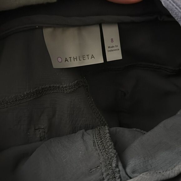 Athleta Joggers Trekkie 2.0 Dark Grey Pants Pockets UPF 50 Size 8 Button Closure - Picture 8 of 8